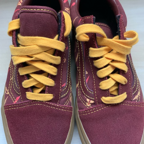 VANS - Picture 5 of 7